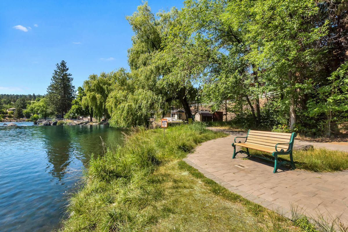 trail in bend