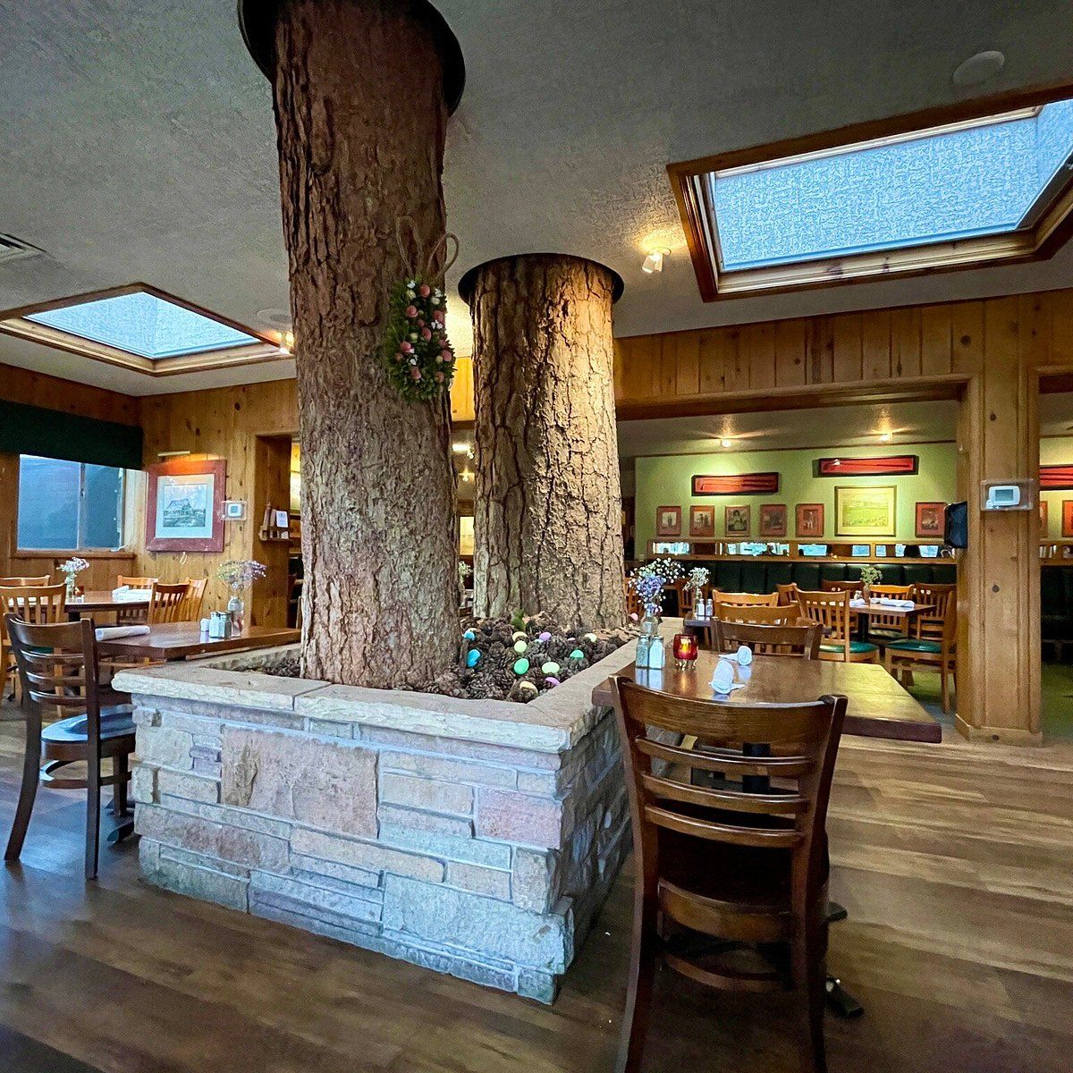 pine tavern